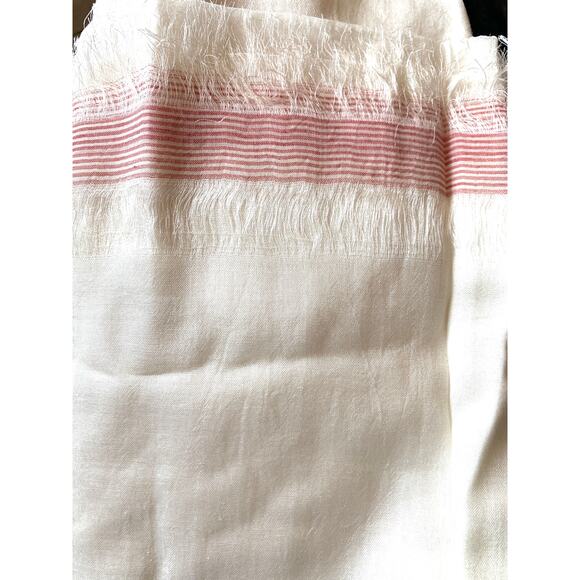 Meesha Fringe Women's Lightweight 38 x 82 Cotton / Silk Scarf NEW $150 NWT - Picture 3 of 4